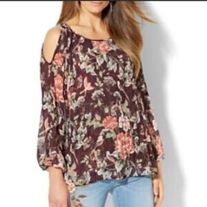 New York & Co Soho Floral Cold Shoulder Top Large